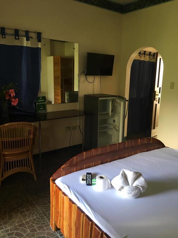 Dolphinbay Resort Пуерто Галера Екстериор снимка